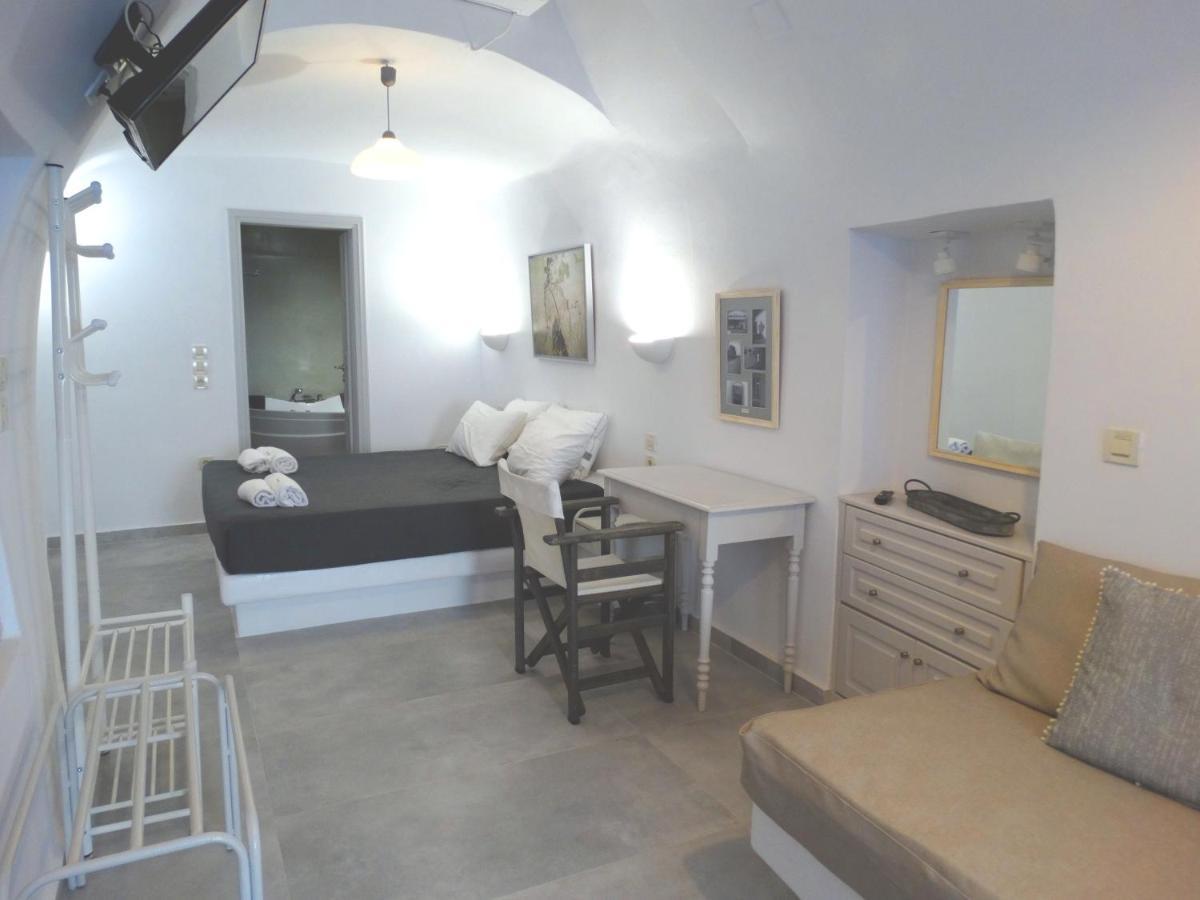 Yposkafo Suites - Studio - Santorini Fira (Santorini) Exterior foto
